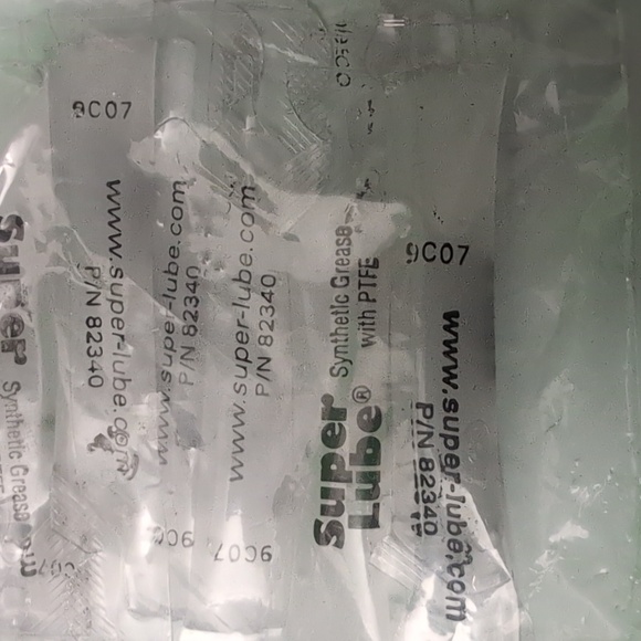 Memotronics Super Lube 82340 (10 pcs) New - Picture 2 of 4